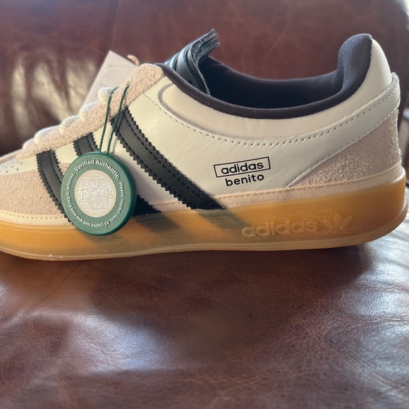 Adidas bad bunny Gazelle sneaker - Picture 3 of 7